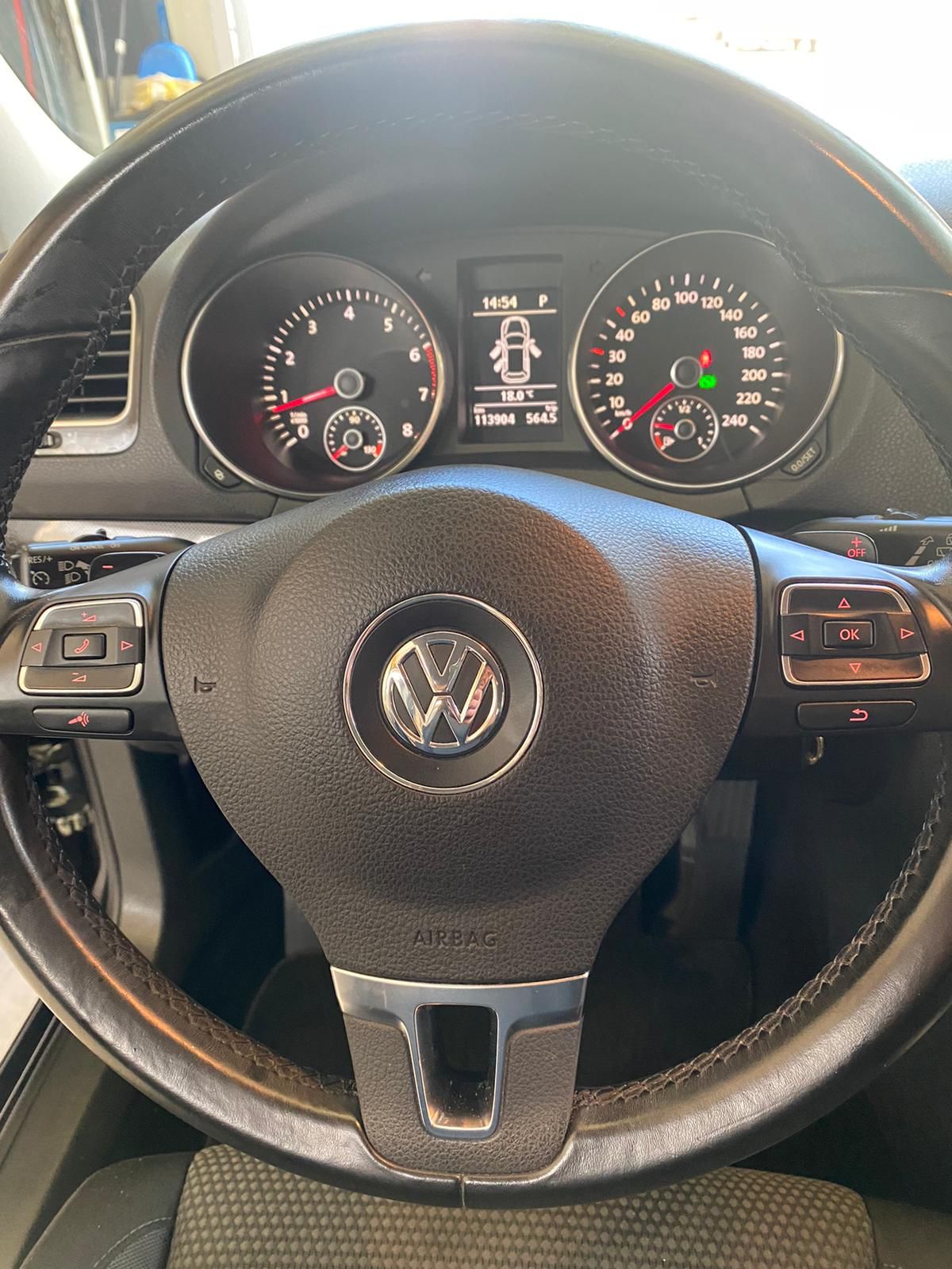 VW Golf VI Steuerrad